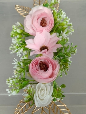Flower bunches for gift packing