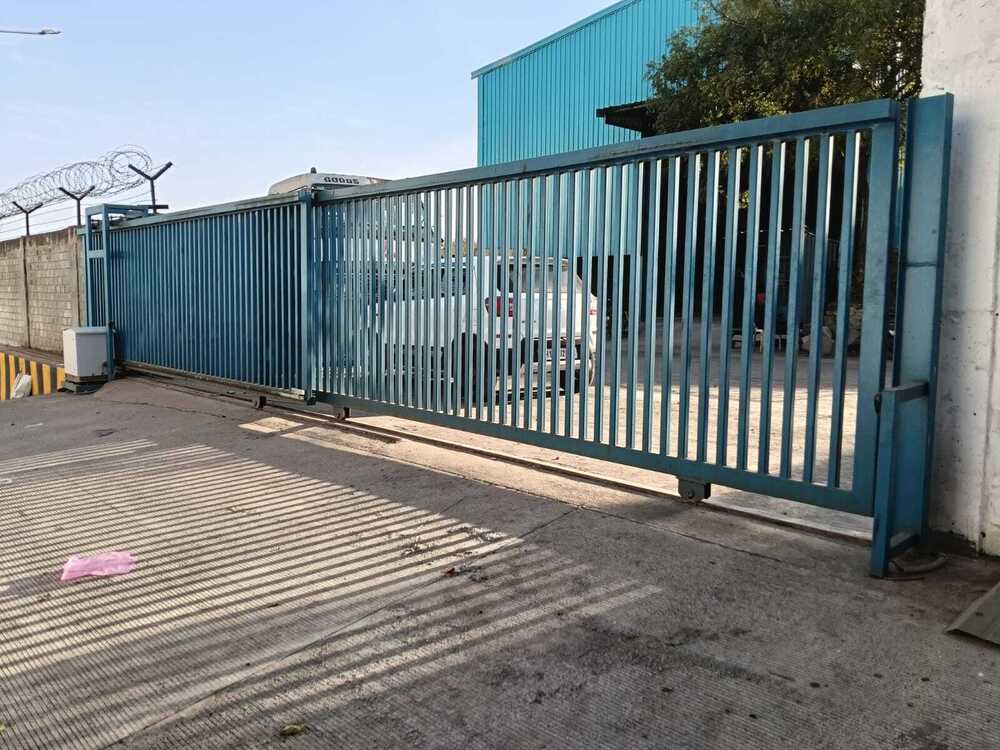स्वचालित स्लाइडिंग गेट