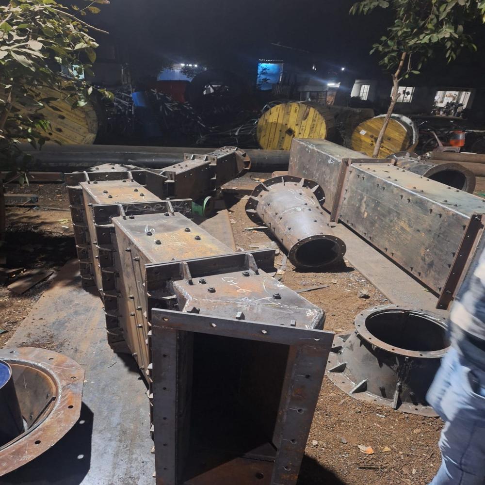 Material  feed chute