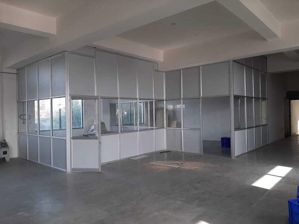 Aluminum Partition Without Coler