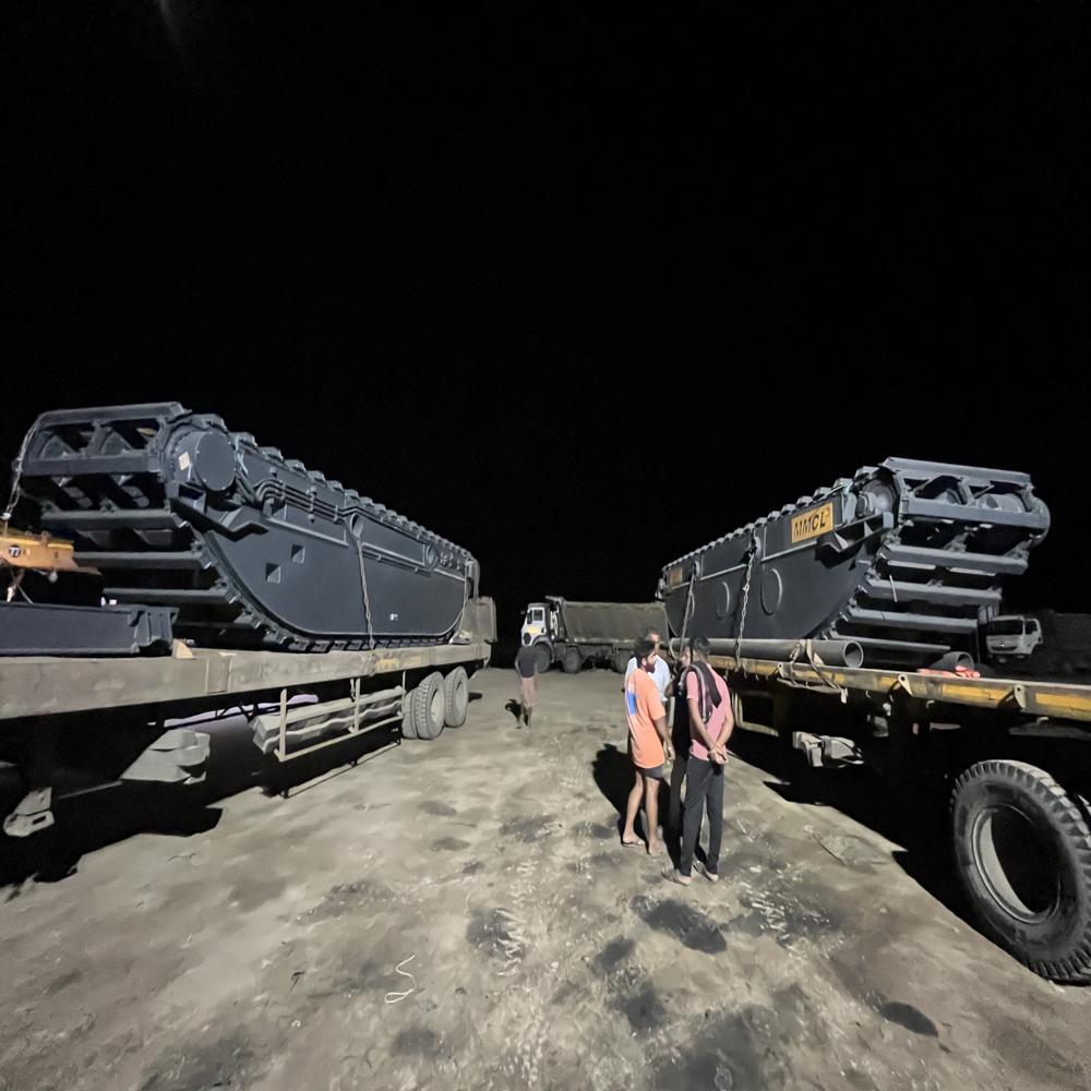 Excavator Attachments Amphibious Undercarriage