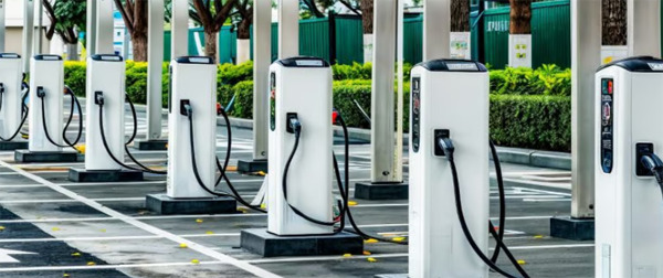 Ev Charging Station - Charging Time: 6-7 Hours