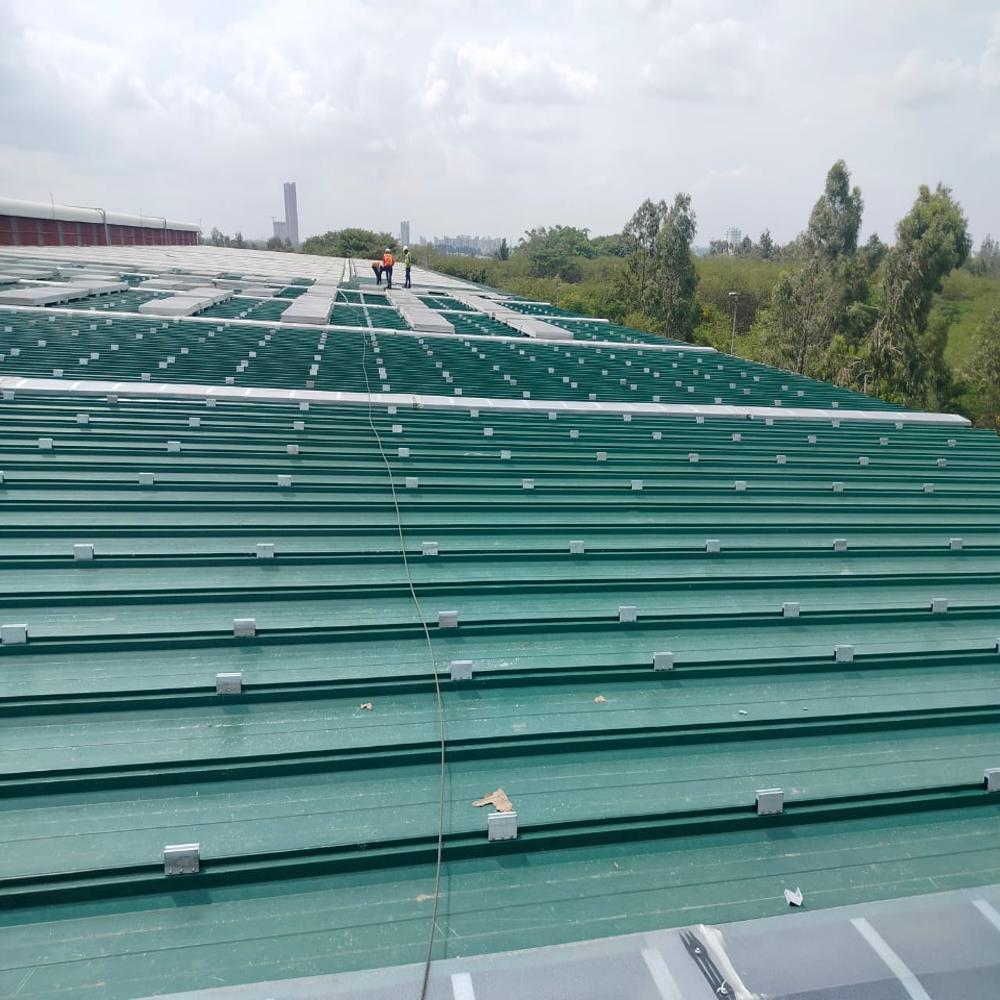 solar panel rail structure