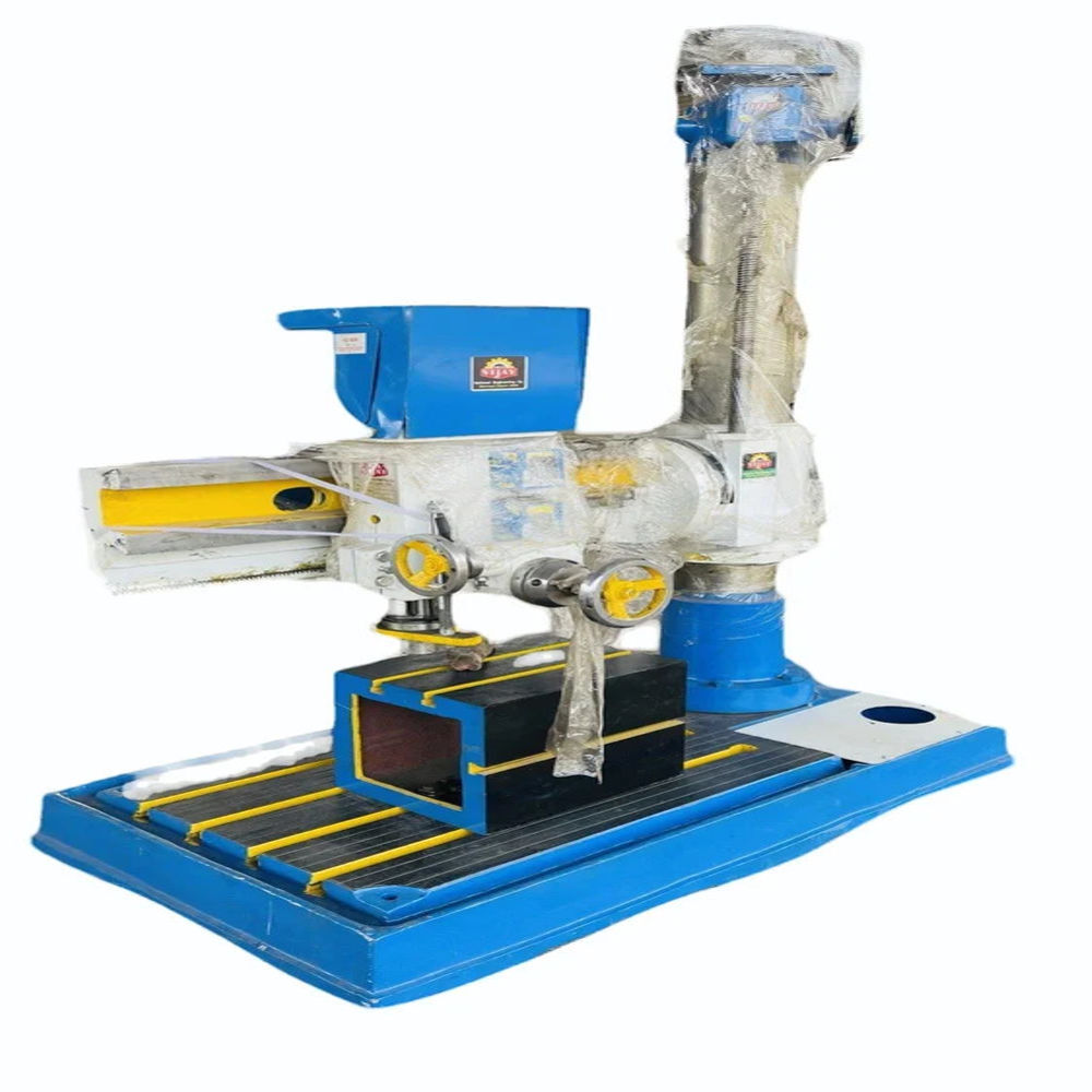 Geared Radial Drill Machine - Automatic Grade: Semi-automatic
