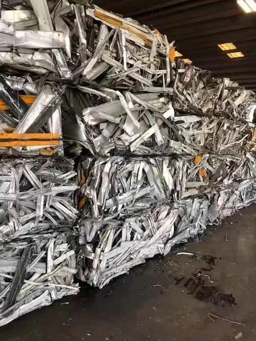 6063 Aluminum Extrusion Scrap - Color: Silver