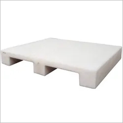 Roto Molded Two Way Pallet