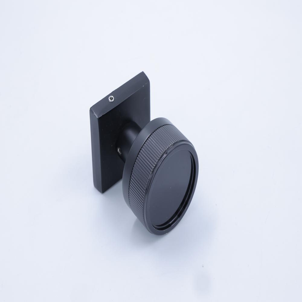 Door Knob - Color: Black