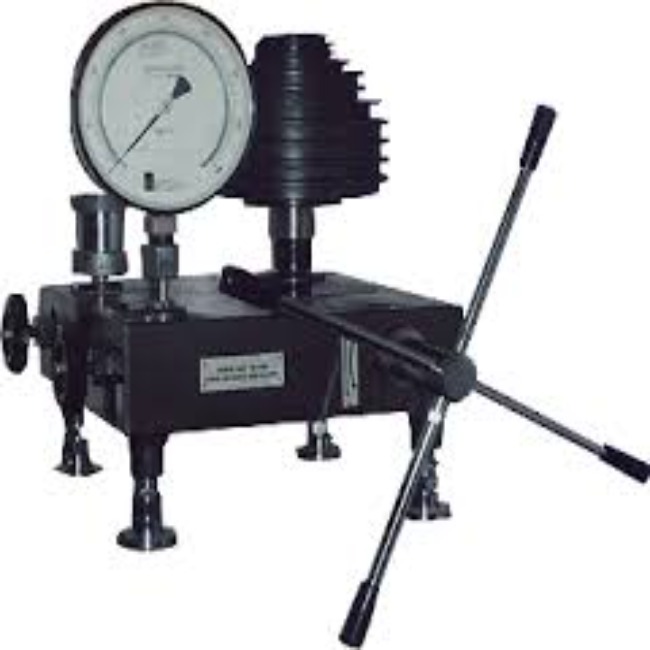 Ravika Dead Weight Tester