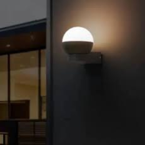 582092 Philips Alfresco Round 9W