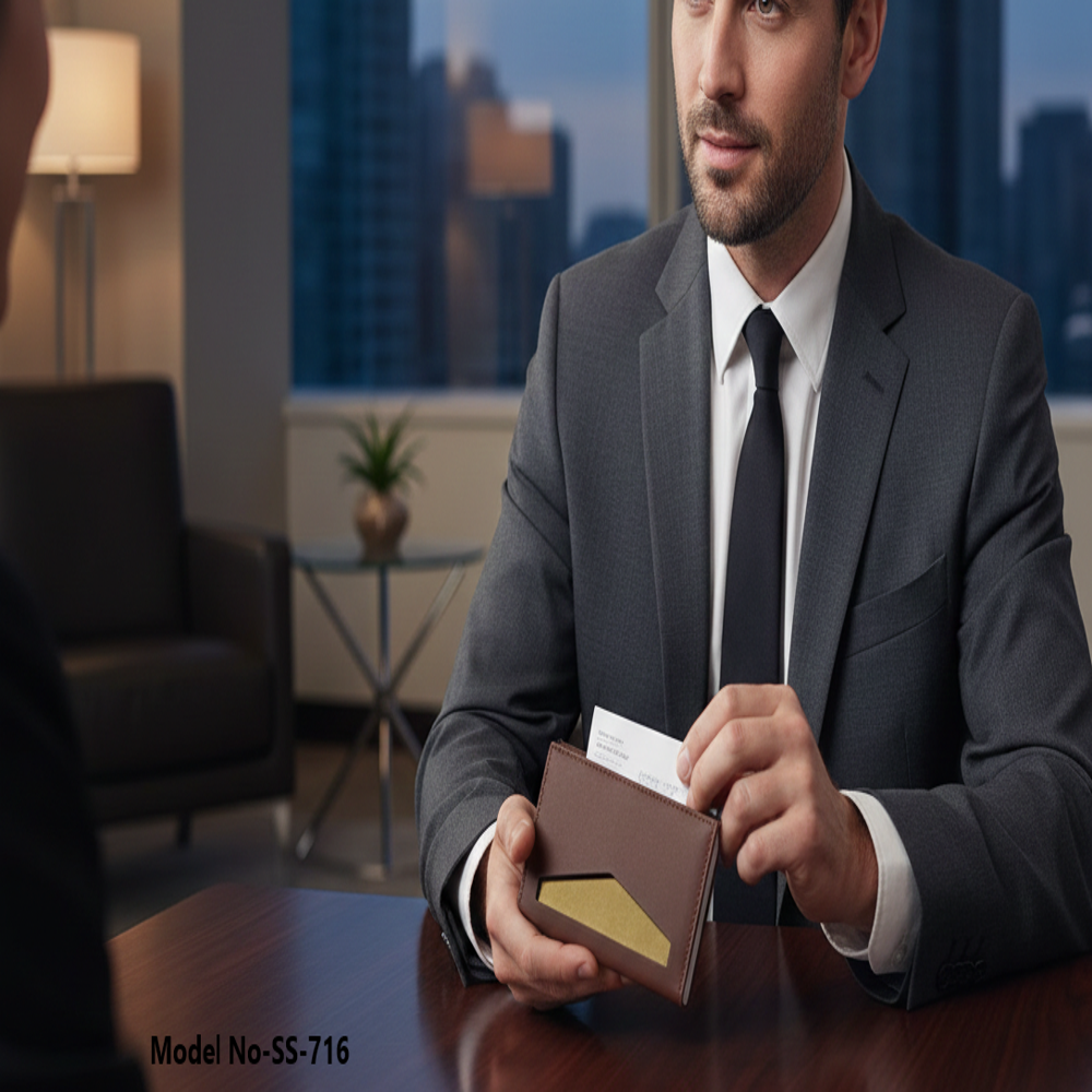 PU Leather Visiting Card Holder with Gold Metal Plate (SS-716)