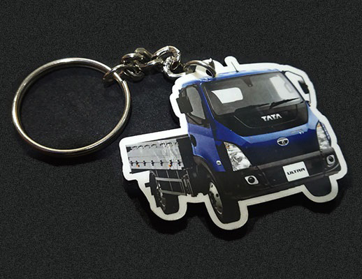 Mdf Customised Keychains - Color: Multicolor (As Per Custom Design)