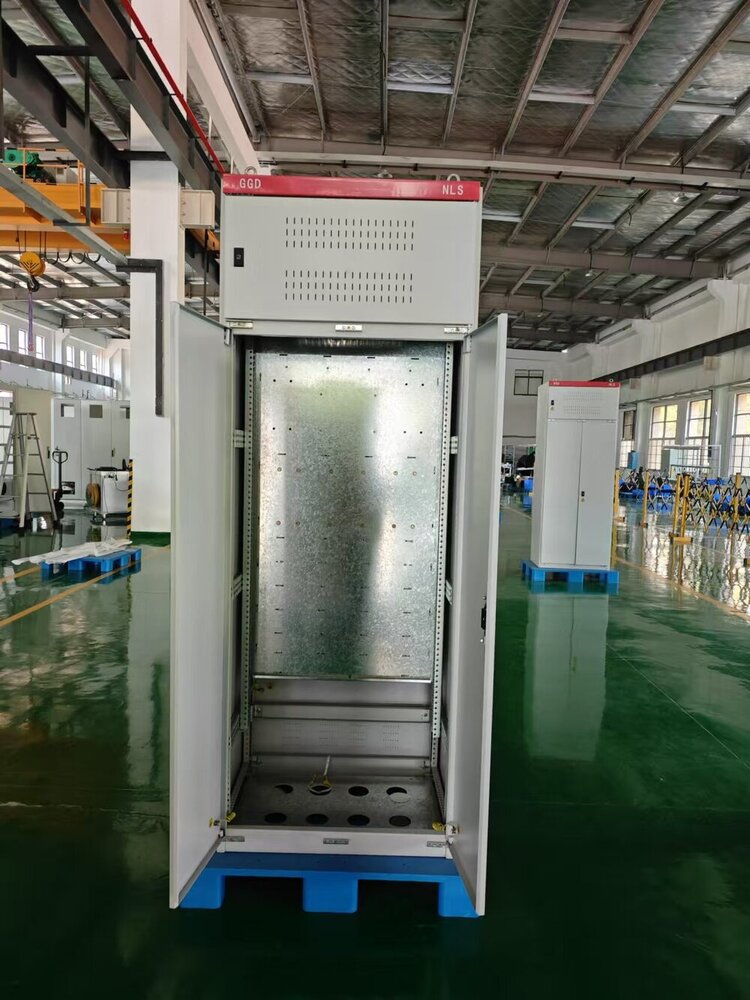 Distribution Cabinet - Application: Industrial Use