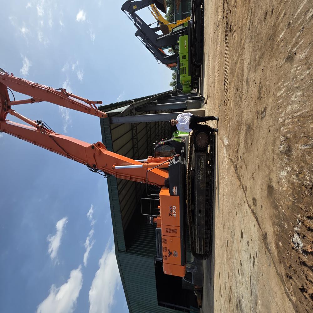 Demolition High Reach Excavator