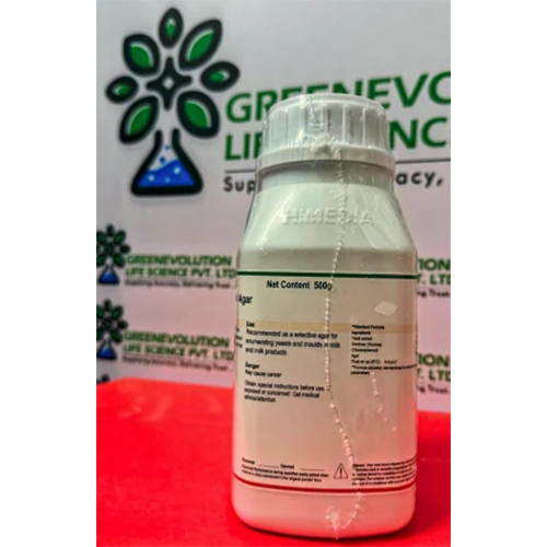 Yeast GlucoseChloramphenicol Agar Himedia