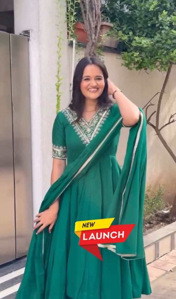 HOV012 Ladies Elegant Kurta Set