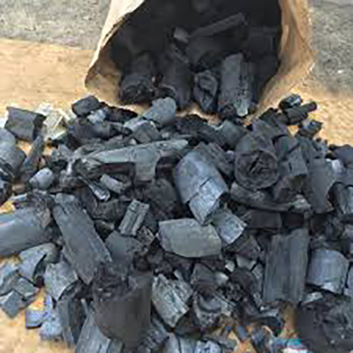 02_Hardwood BBQ Charcoal