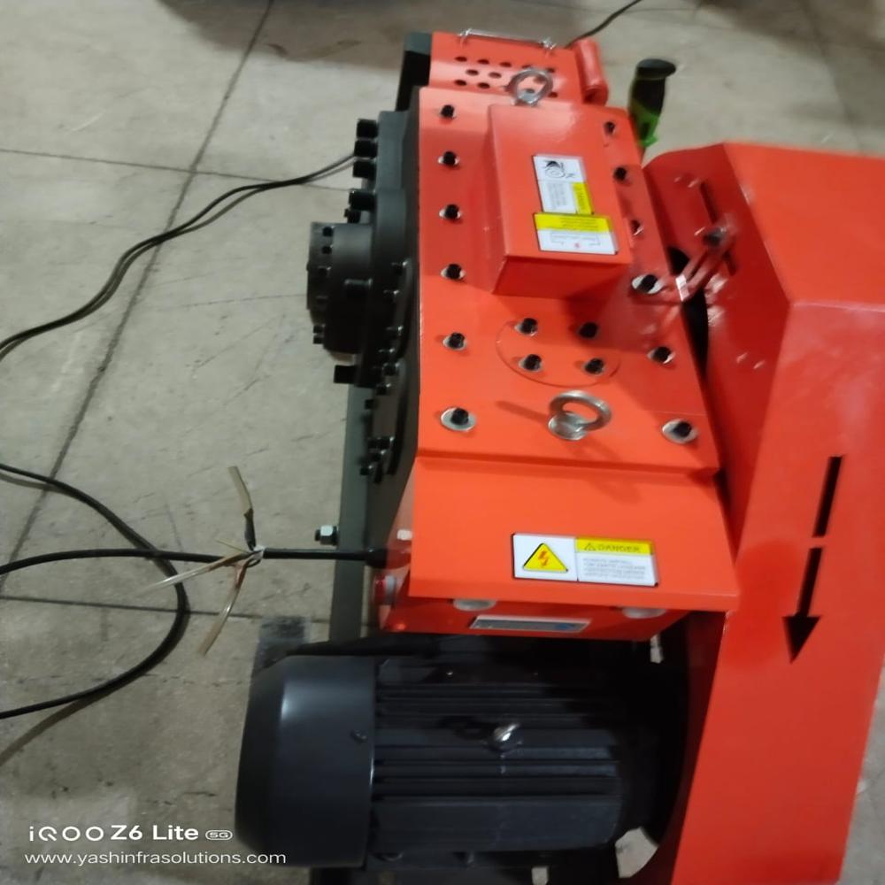 Gq40c Cutting Machine - Color: Yellow