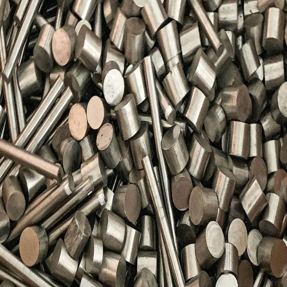 Titanium Turning Scrap Supplier - Color: Silver Gray & Metallic