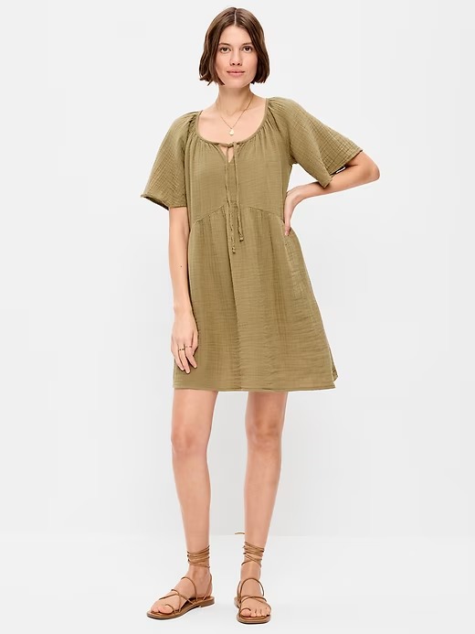 W13443 OLD NAVY Ladies Flutter Sleeve Mini Swing Dress