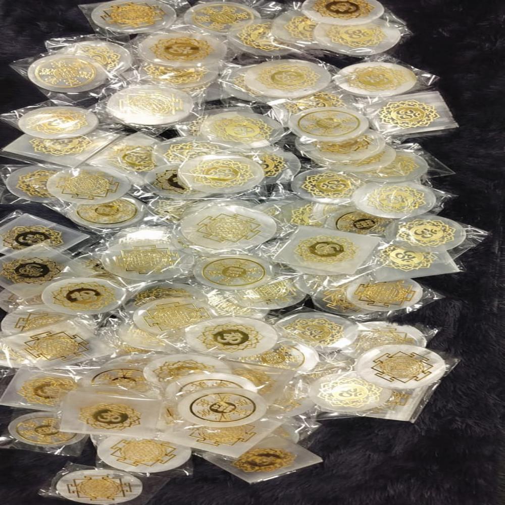 Selenite Charging Plate - Color: White