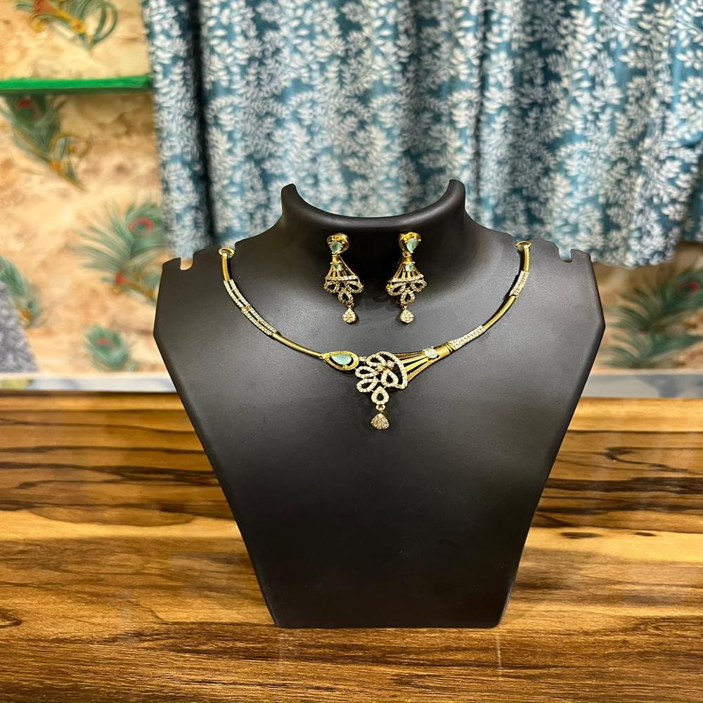 Mint Aura Grace Necklace Set