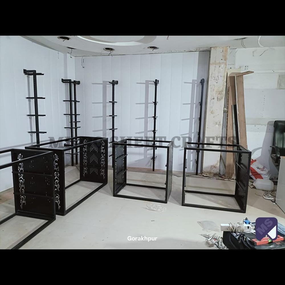 Garments Display Rack - Capacity: 150-200 Kg Per Layer