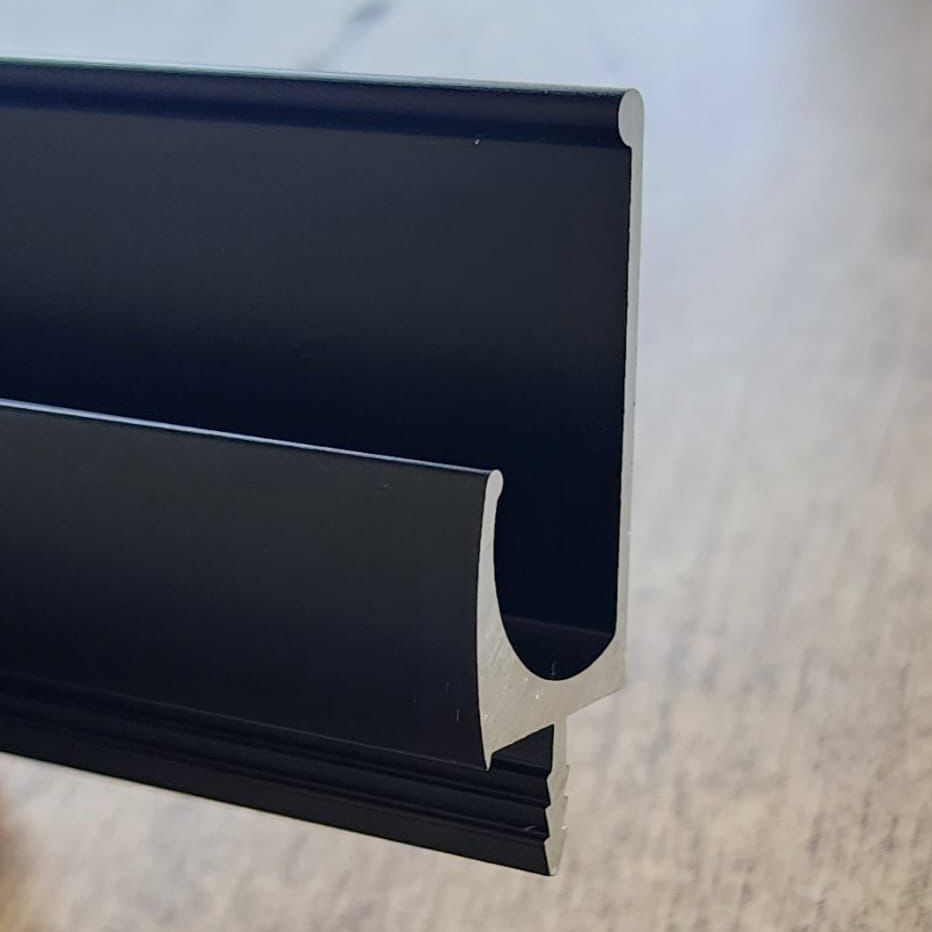 35mm J Type Handle Aluminium Shutter Profile