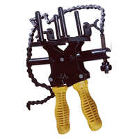 Chain Support Exothermic Weld Mould Clamp - Density: 7.2 Gram Per Cubic Centimeter(g/cm3)