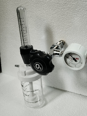 Fine Adjustment valve with Rotameter and Humidifier bottle