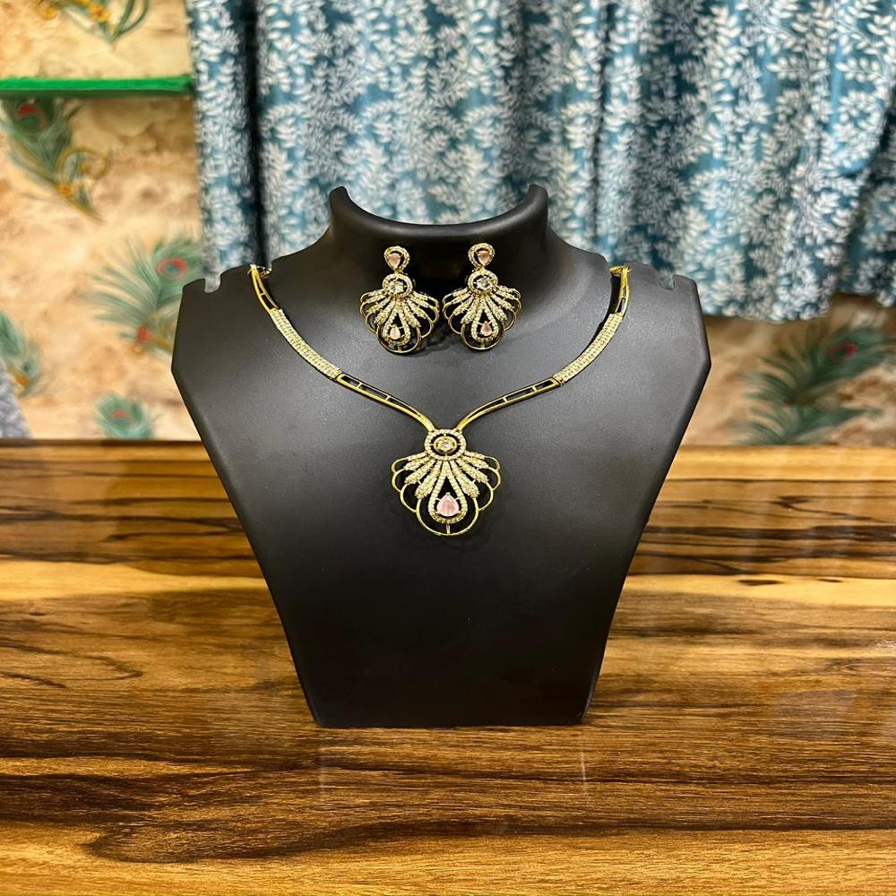 Golden Plume Elegance Necklace Set - Gender: Women