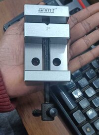 BABY SCREW GRINDING VICE