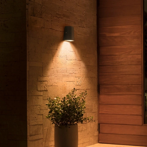 800039 Philips Lucent Vertical 10W Ip65 - Application: Accent / Wall Washing