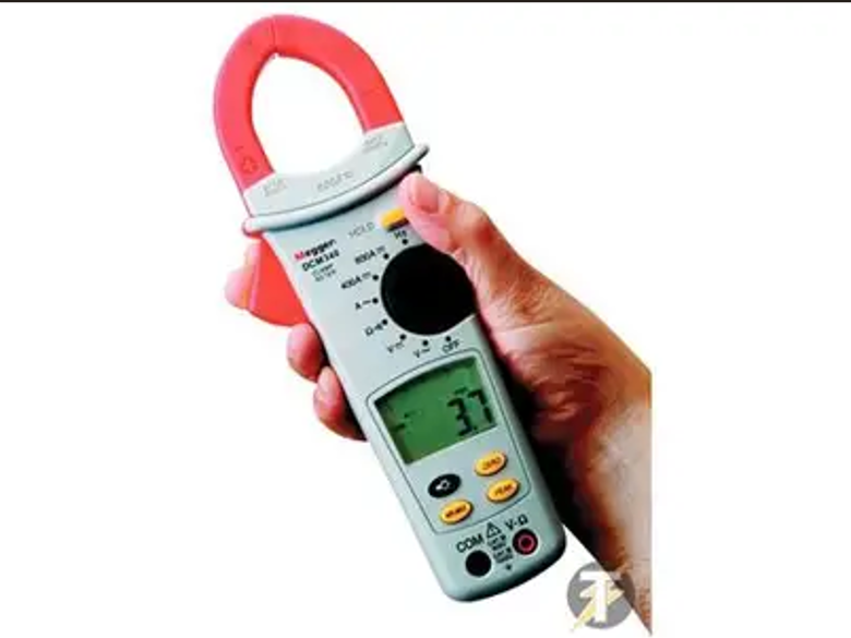 Digital clamp meter DCM340 - Megger