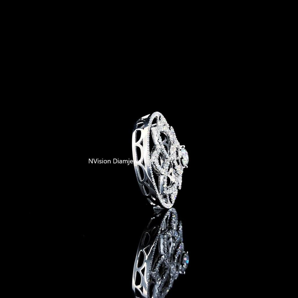 Natural Diamond Lotus Orra Unisex Pendant