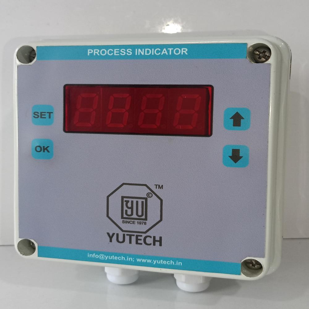 Digital Process Indicator With Universal Input - Accuracy: 100 %