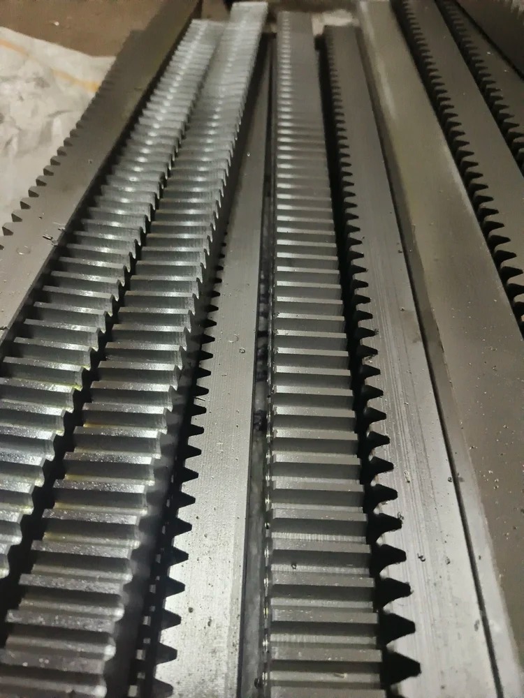 Rack Pinion Gear - Color: Silver