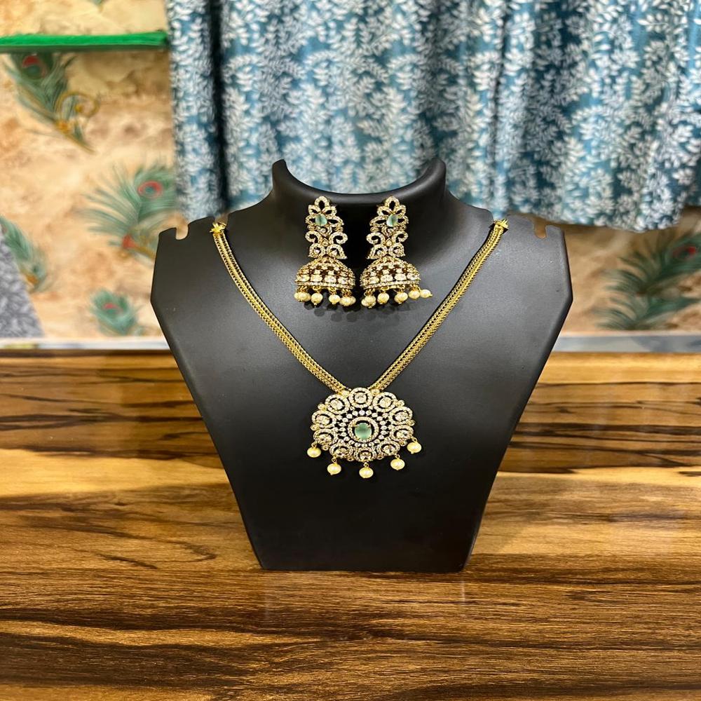 Royal Kundan Pearl Pendant Necklace Set - Gender: Women