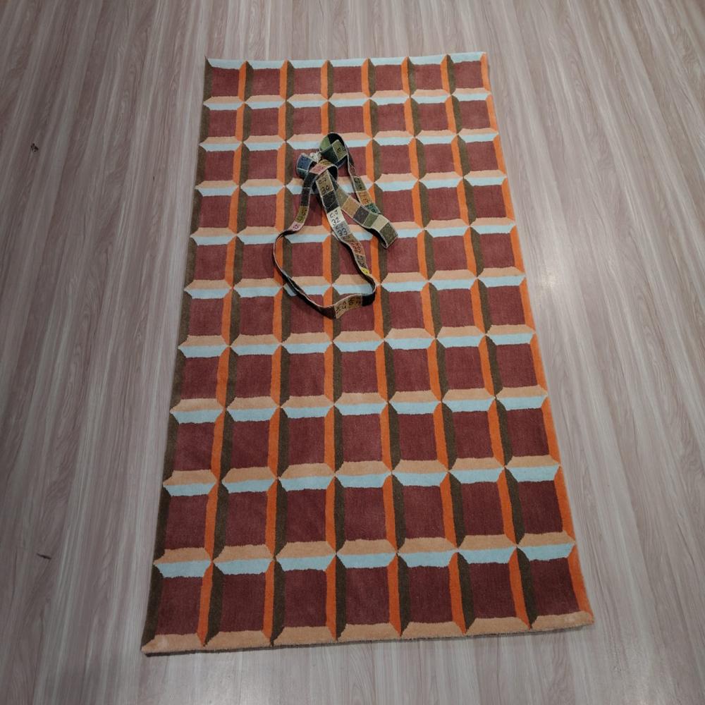 Hand Tufted Rug - Wool, 4 X 6 Feet , Colorful Patterns, Rectangular Shape, Easy To Clean, Suitable For Home & Office Furnishing