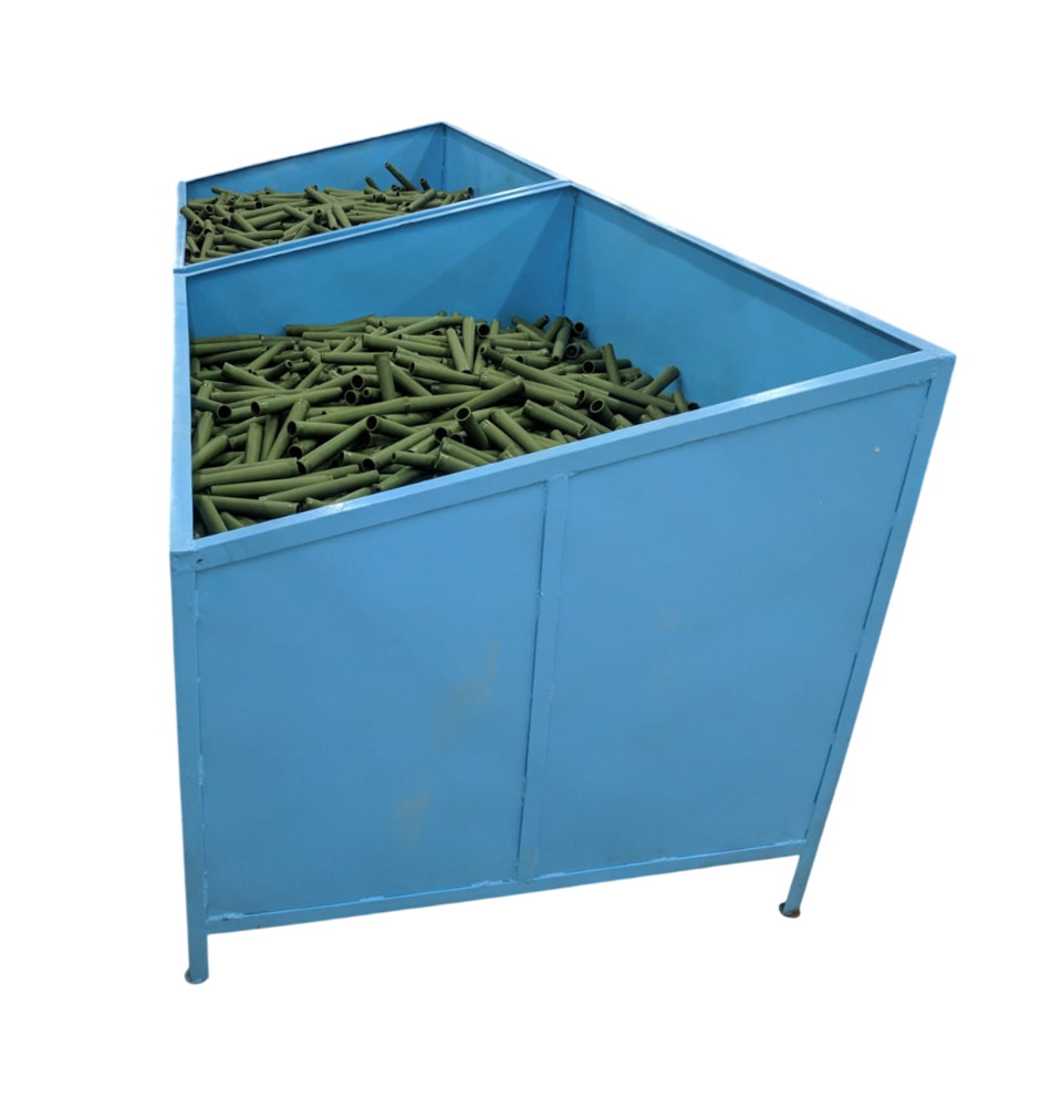 Carbon Steel Polished Doffing Trolley - 1100x600x1050mm, Metallic Silver | Rust Resistant, Ergonomic Handle, 150kg Capacity