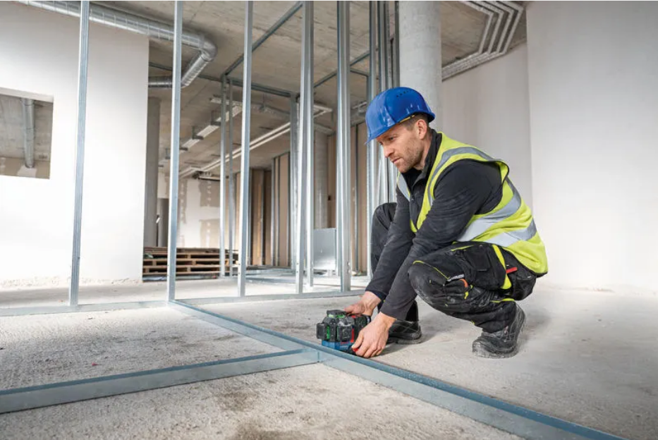 Line Laser PRO GLL 18V-120-33 CG - BOSCH