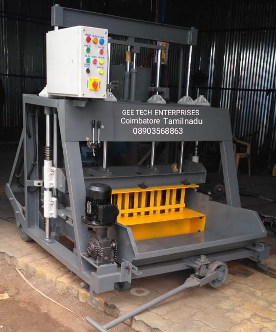 HOLLOW BLOCK MACHINE