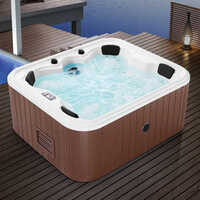 Outdoor Pool Bathtub