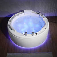 White Freestanding Bathtub