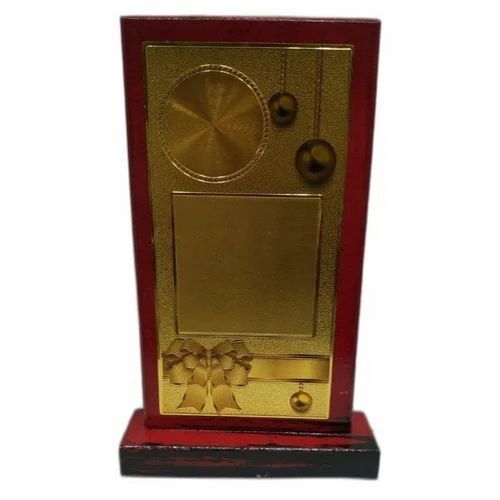 Laminated Wooden Cricket Trophy