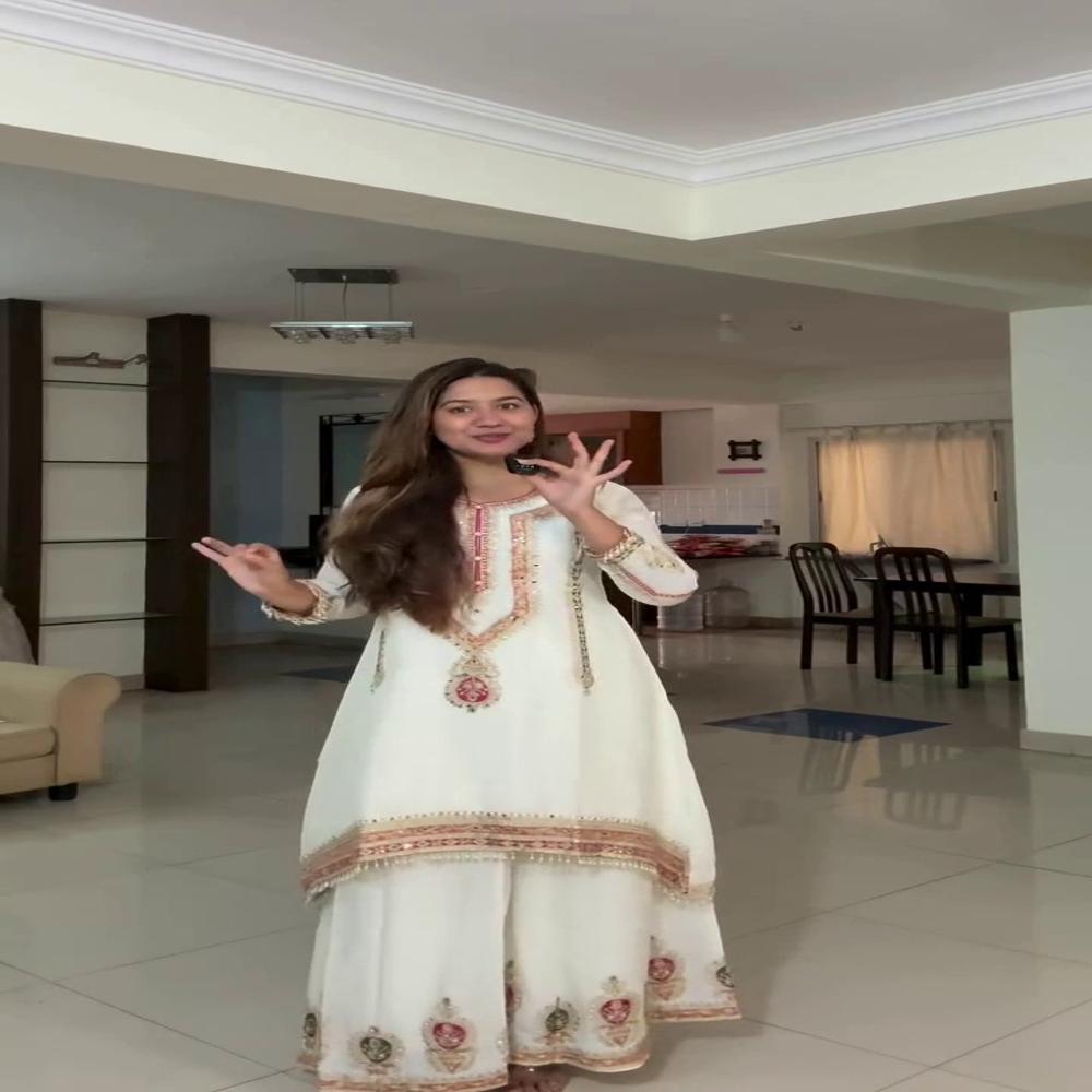 Beautiful Traditional kurti For Women