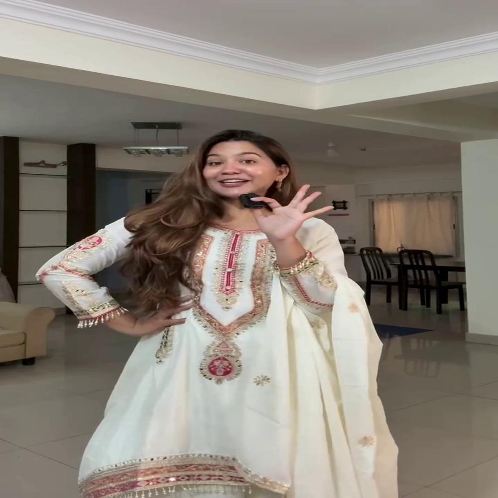 Beautiful Traditional kurti For Women