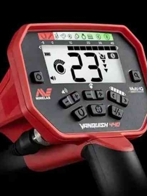 Vanquish 340 Metal Detector - Application: Gold