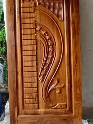 Carving door