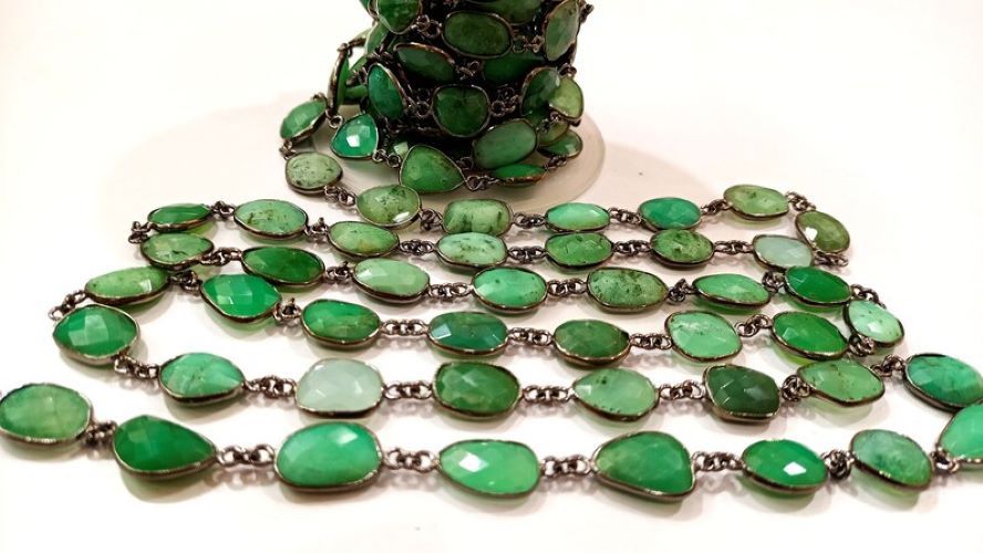 Natural Chrysoprase Connector Uneven Free Shape Briolette Faceted Bezel Connector Chain 12 to 14 mm Gemstone bezel Chain Sold Per Foot