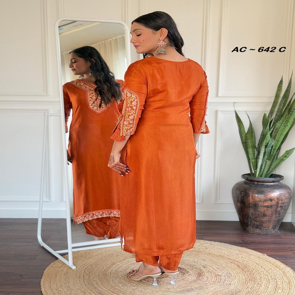 Trendy Ethnic Kurti With Elegant Design